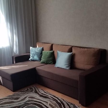 Apartment On Brivzemnieka Liepaja Luaran gambar